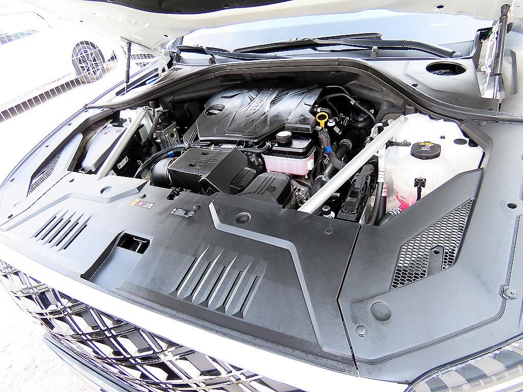 Genesis GV70 2025 Blanco - Importación desde Corea - HF Imports Iquique - Foto 19