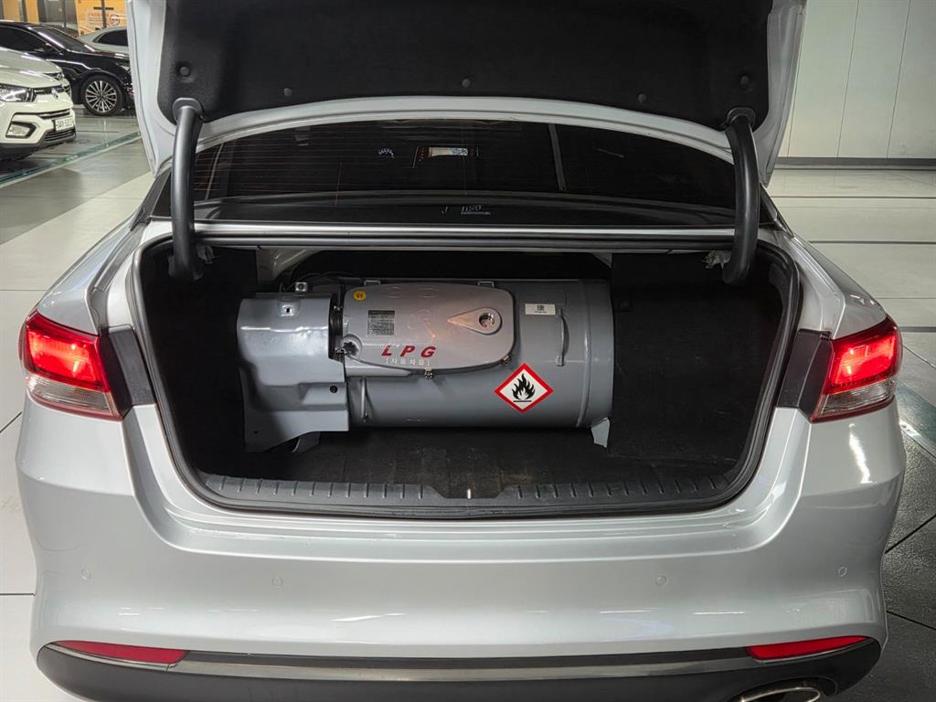 KIA K5 2016 Plateado - Importación desde Corea - HF Imports Iquique - Foto 19