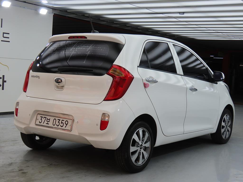 KIA Morning - Vista 4