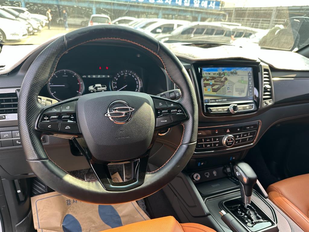 Ssangyong Rexton - Vista 9