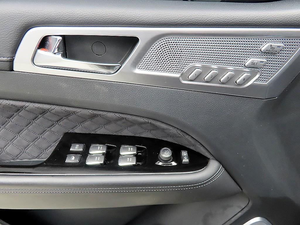 Ssangyong Rexton - Vista 11