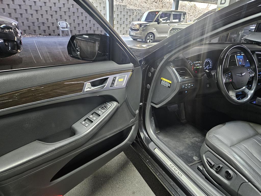 Genesis G80 2019 Negro - Importación desde Corea - HF Imports Iquique - Foto 20