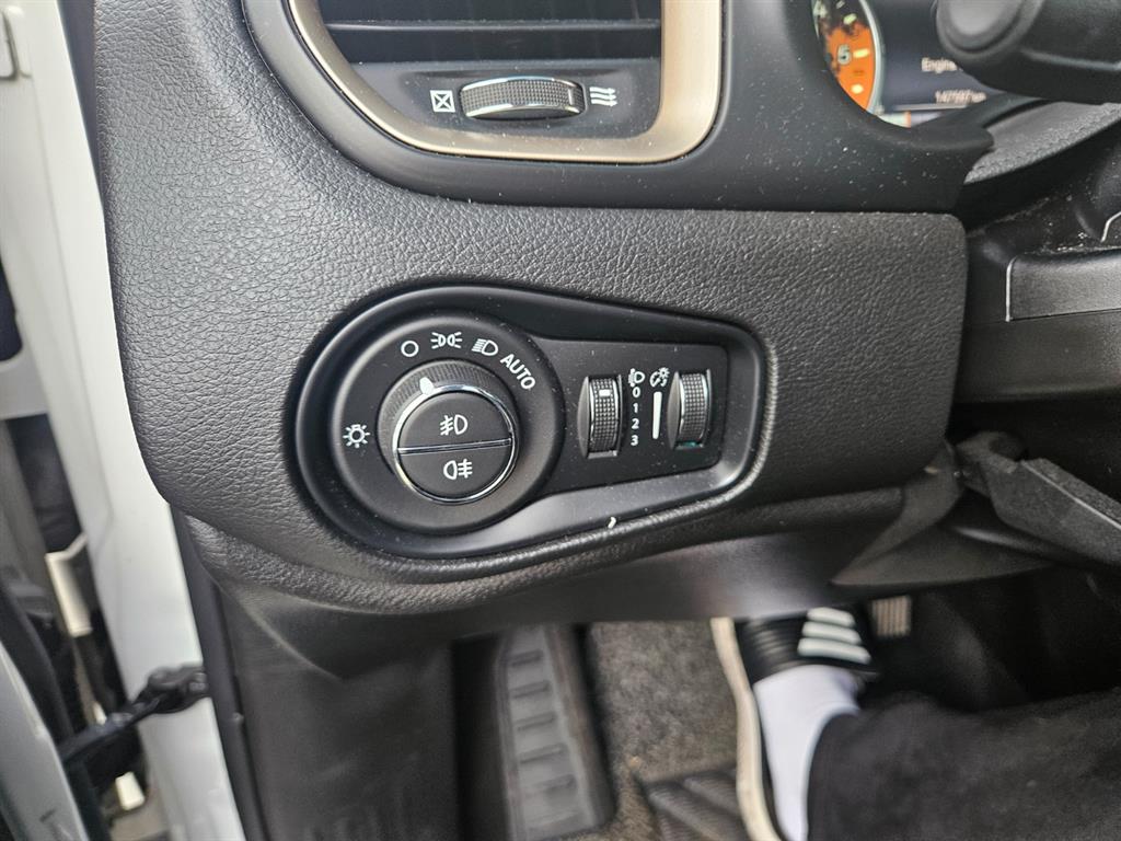 Jeep Renegade 2017 Blanco - Importación desde Corea - HF Imports Iquique - Foto 17