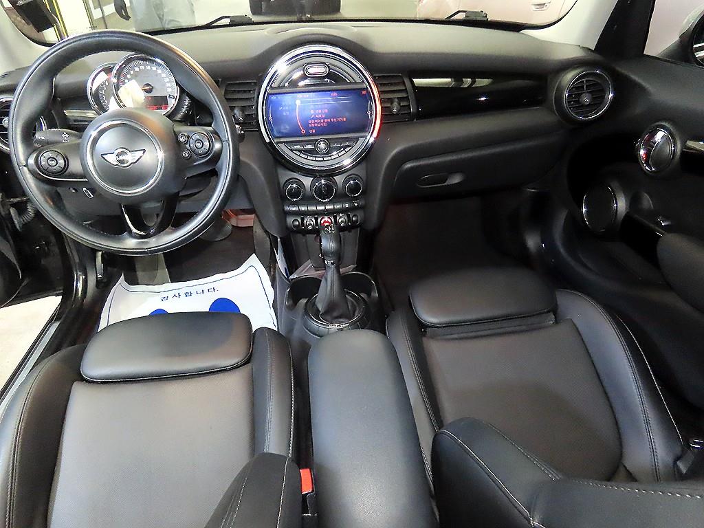 Mini Cooper - Vista 10