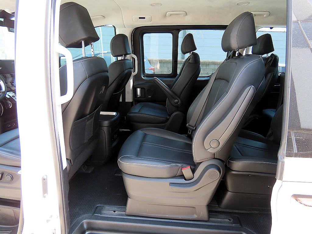 HYUNDAI Staria - Vista 6