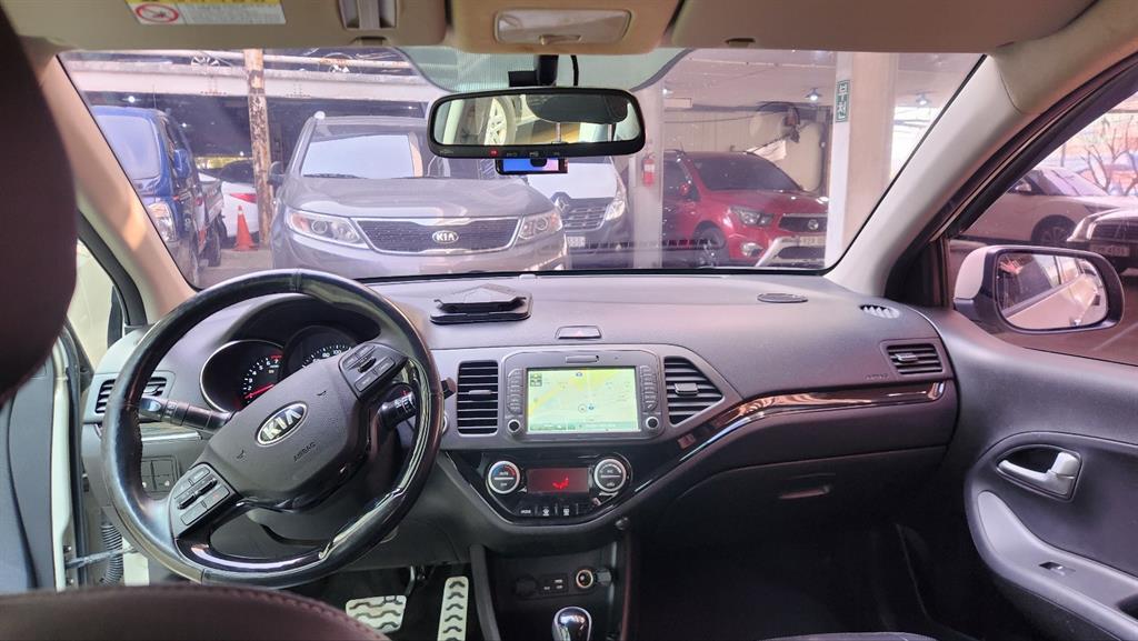 KIA Morning - Vista 5