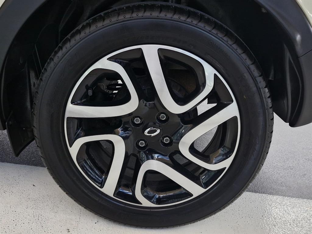 SAMSUNG QM3 2015 Blanco - Importación desde Corea - HF Imports Iquique - Foto 18