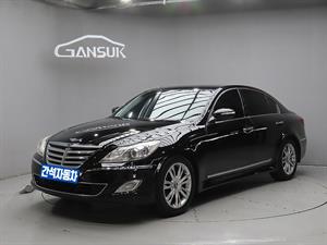 HYUNDAI Genesis - Vista 4