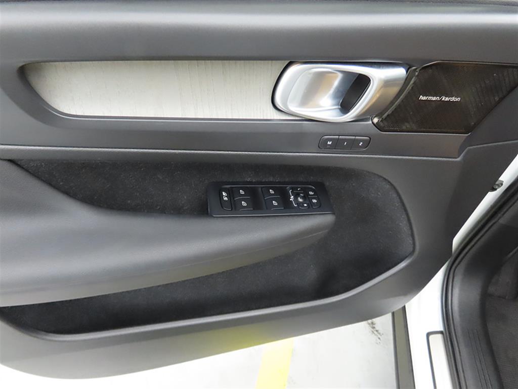 Volvo XC40 2020 Blanco - Importación desde Corea - HF Imports Iquique - Foto 13