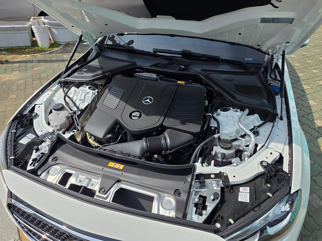 Mercedes Benz E class 2026 Blanco - Importación desde Corea - HF Imports Iquique - Foto 17