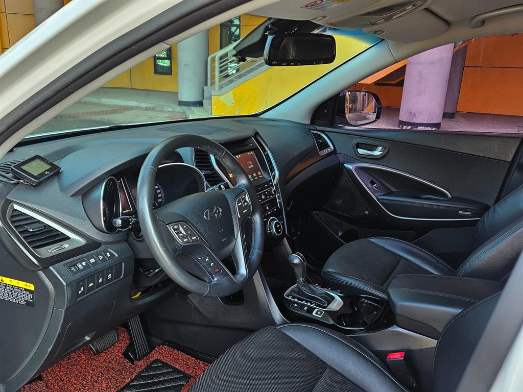HYUNDAI Santa Fe - Vista 8