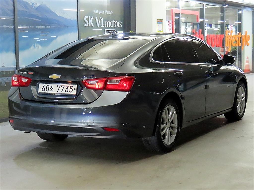 Chevrolet Malibu - Vista 4