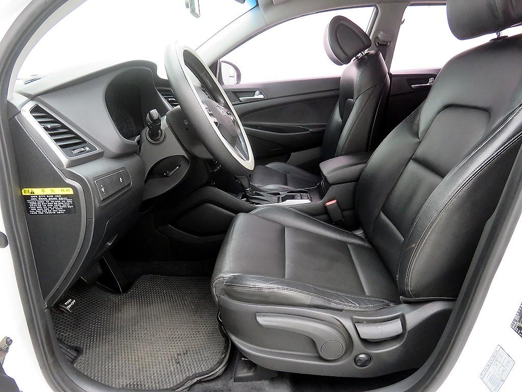 HYUNDAI Tucson - Vista 6