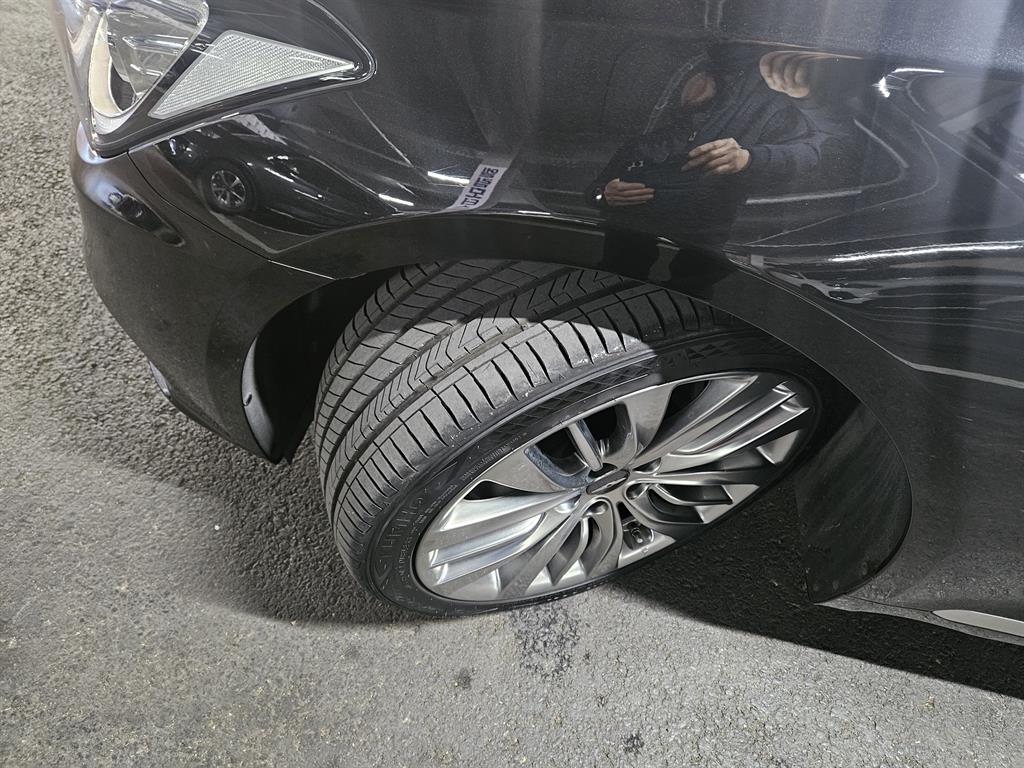 Genesis G80 - Vista 12