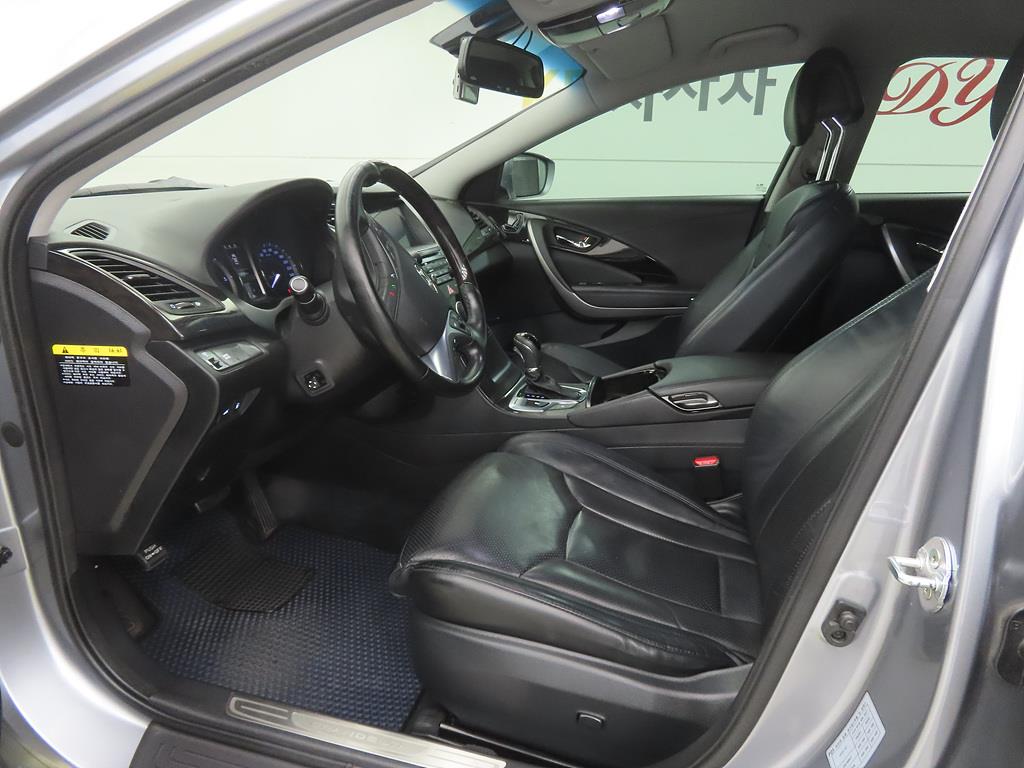 HYUNDAI Grandeur - Vista 5