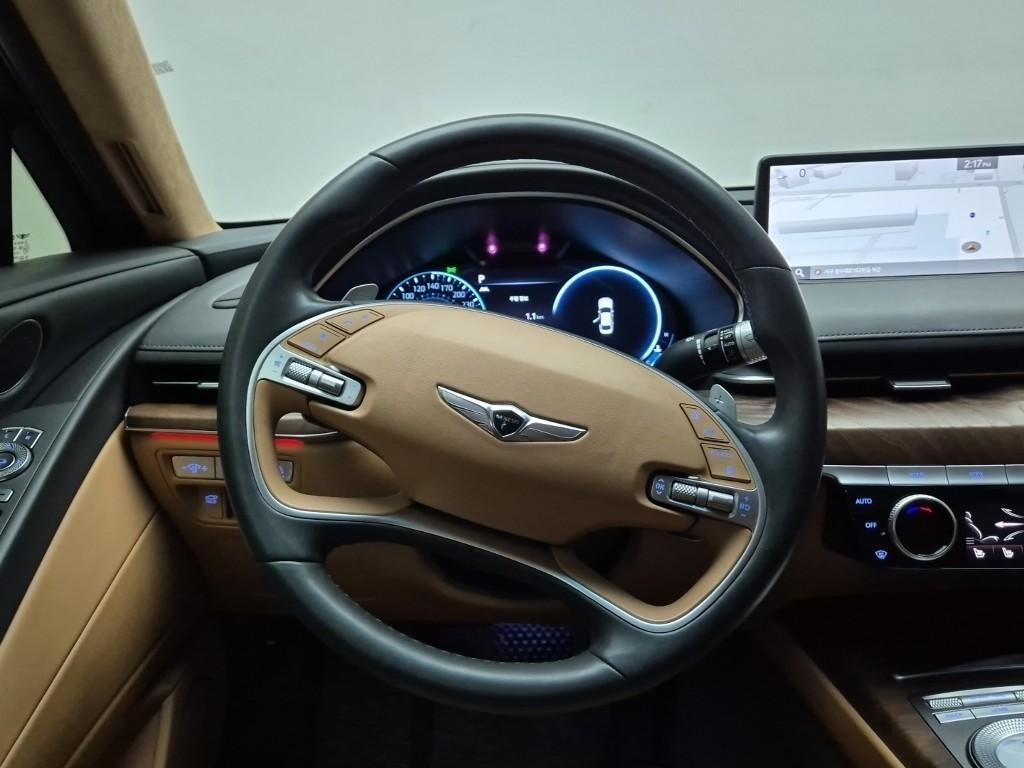 Genesis G80 - Vista 9