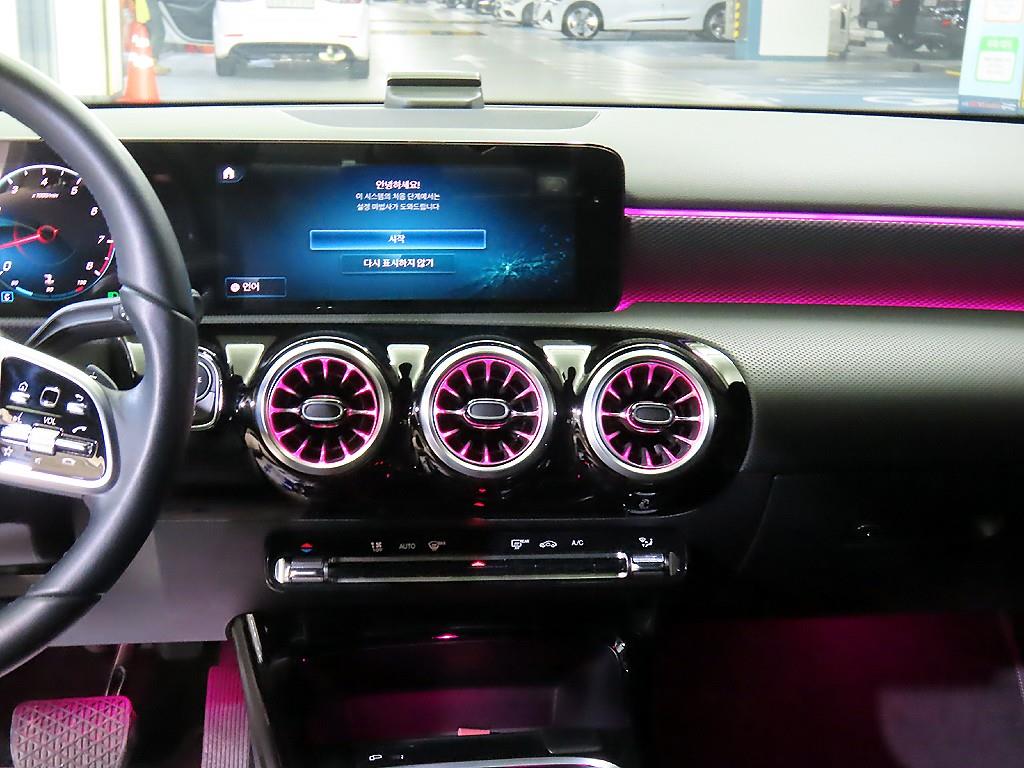 Mercedes Benz A Class - Vista 11