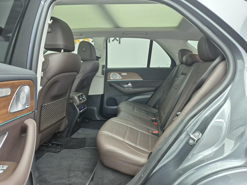 Mercedes Benz GLE Class - Vista 12