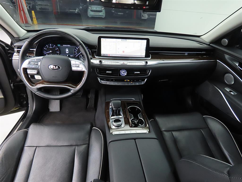 KIA K9 - Vista 7