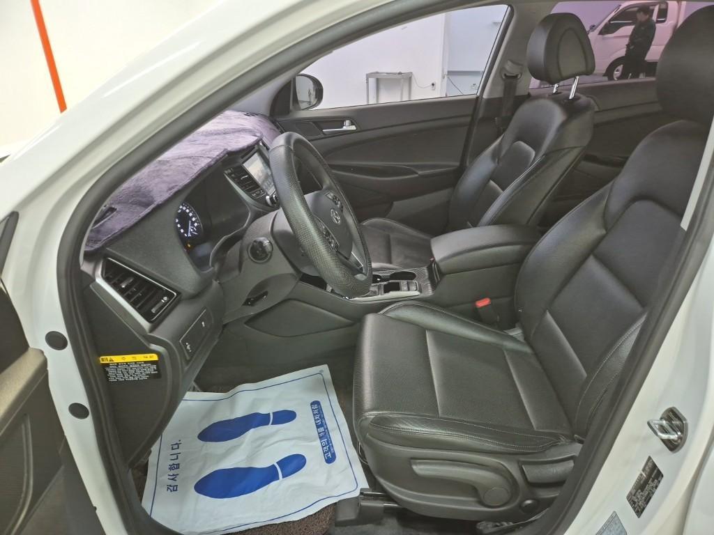 HYUNDAI Tucson - Vista 11