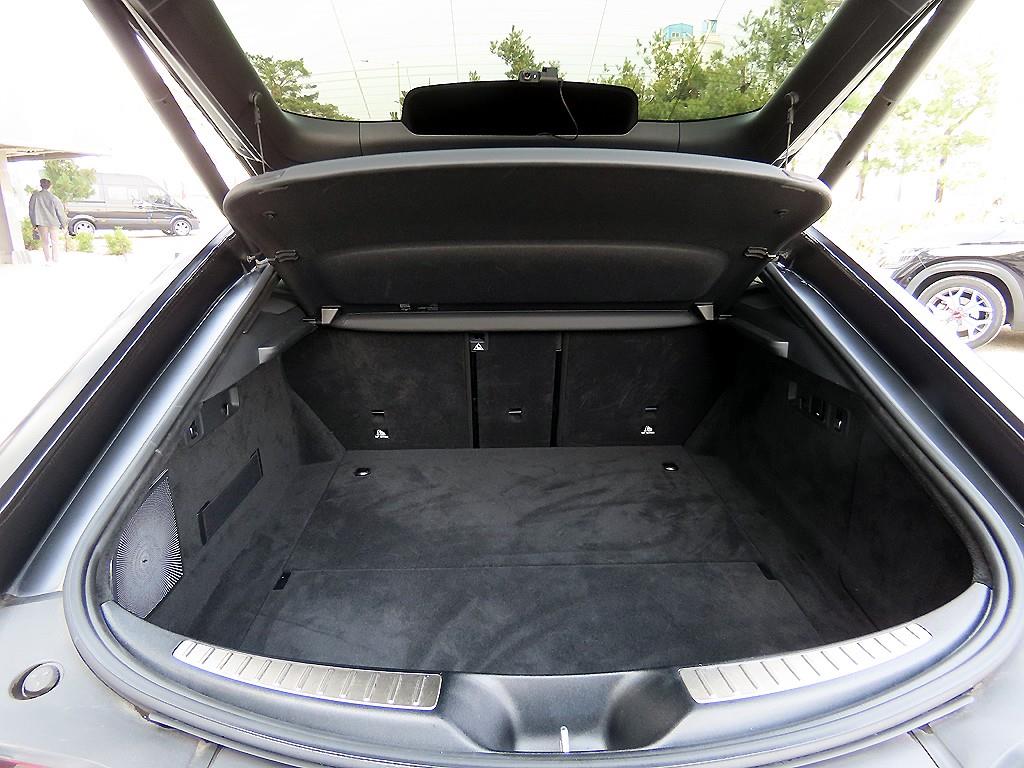 Mercedes Benz AMG GT 2023 Gris - Importación desde Corea - HF Imports Iquique - Foto 16