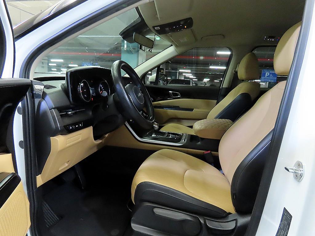 KIA Carnival - Vista 6