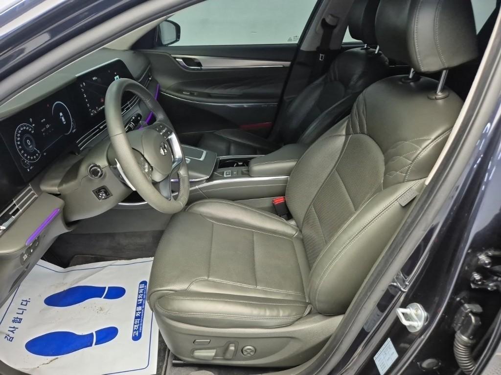 HYUNDAI Grandeur - Vista 11