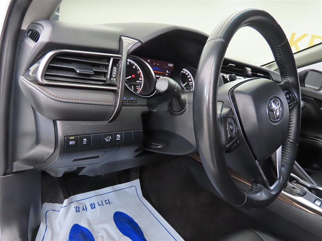 Toyota Camry 2019 Blanco - Importación desde Corea - HF Imports Iquique - Foto 13