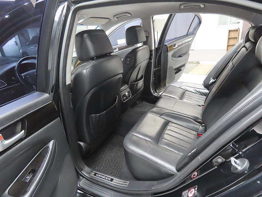 HYUNDAI Genesis 2012 Negro - Importación desde Corea - HF Imports Iquique - Foto 8