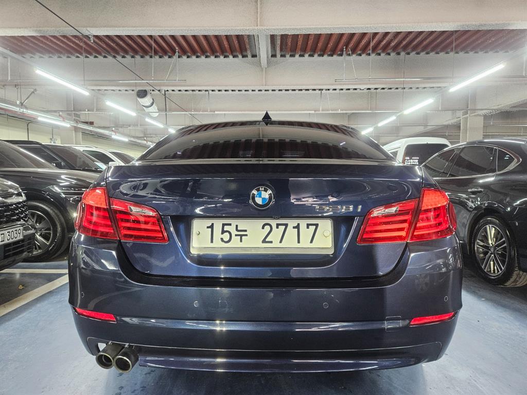 BMW 5 Series - Vista 5