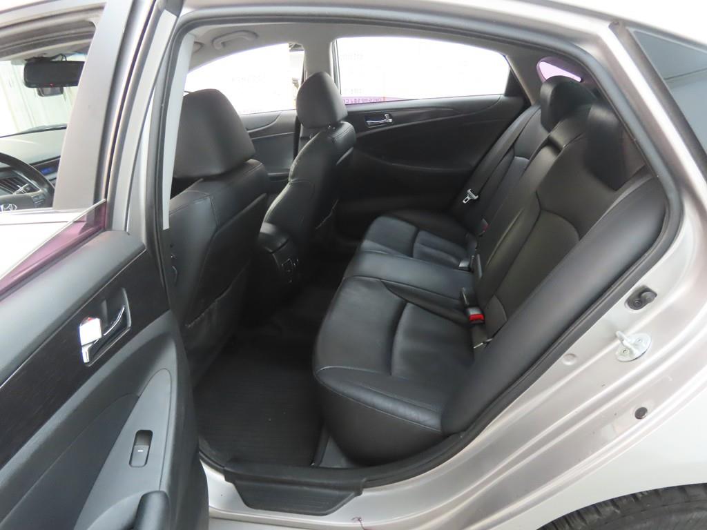 HYUNDAI Sonata - Vista 6