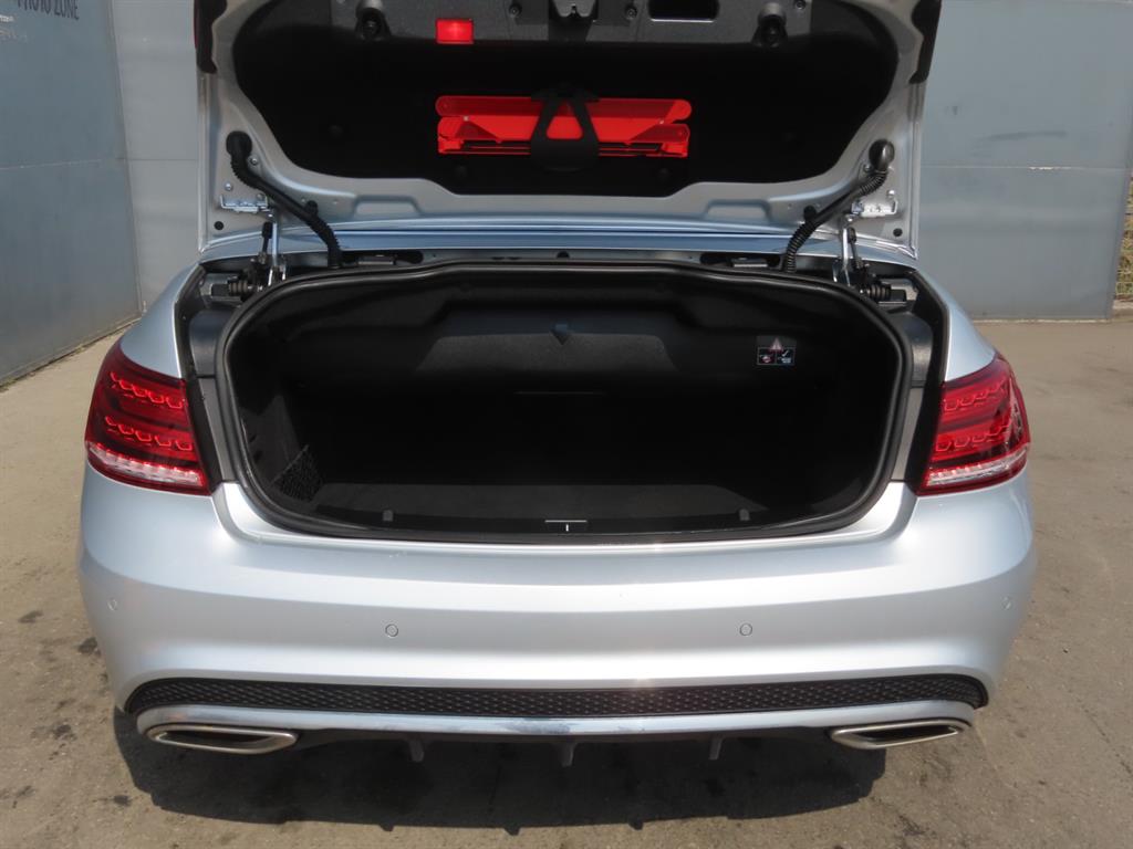 Mercedes Benz E class - Vista 9