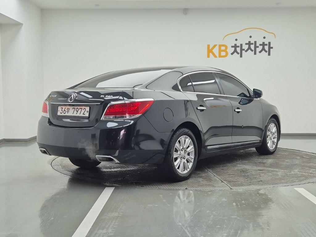 DAEWOO Alpheon - Vista 4