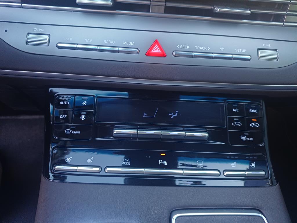 HYUNDAI Grandeur - Vista 9