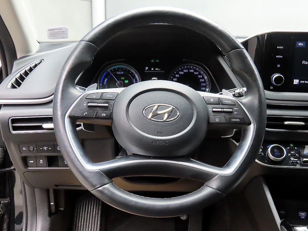 HYUNDAI Sonata - Vista 9