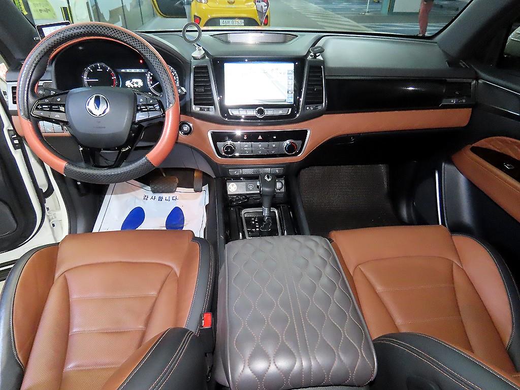 Ssangyong Rexton - Vista 10