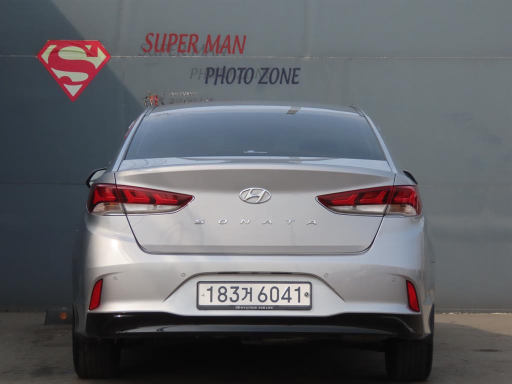 HYUNDAI Sonata - Vista 7