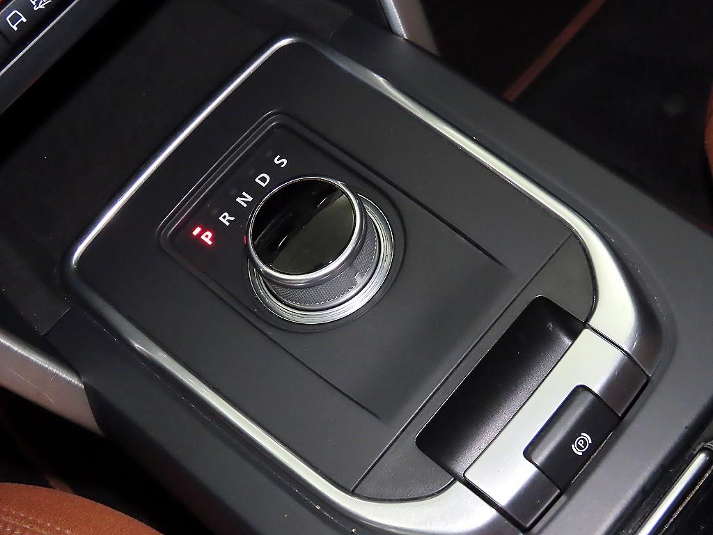 Land Rover Discovery Sports - Vista 12