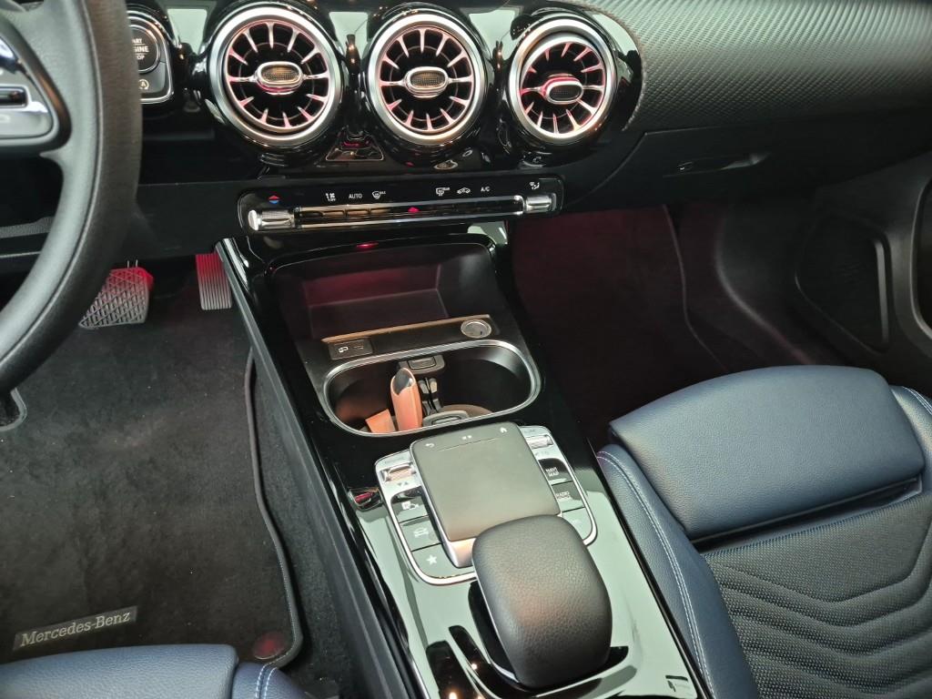 Mercedes Benz A Class - Vista 10