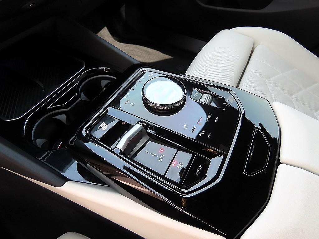 BMW 5 Series - Vista 11