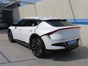 KIA EV6 - Vista 8
