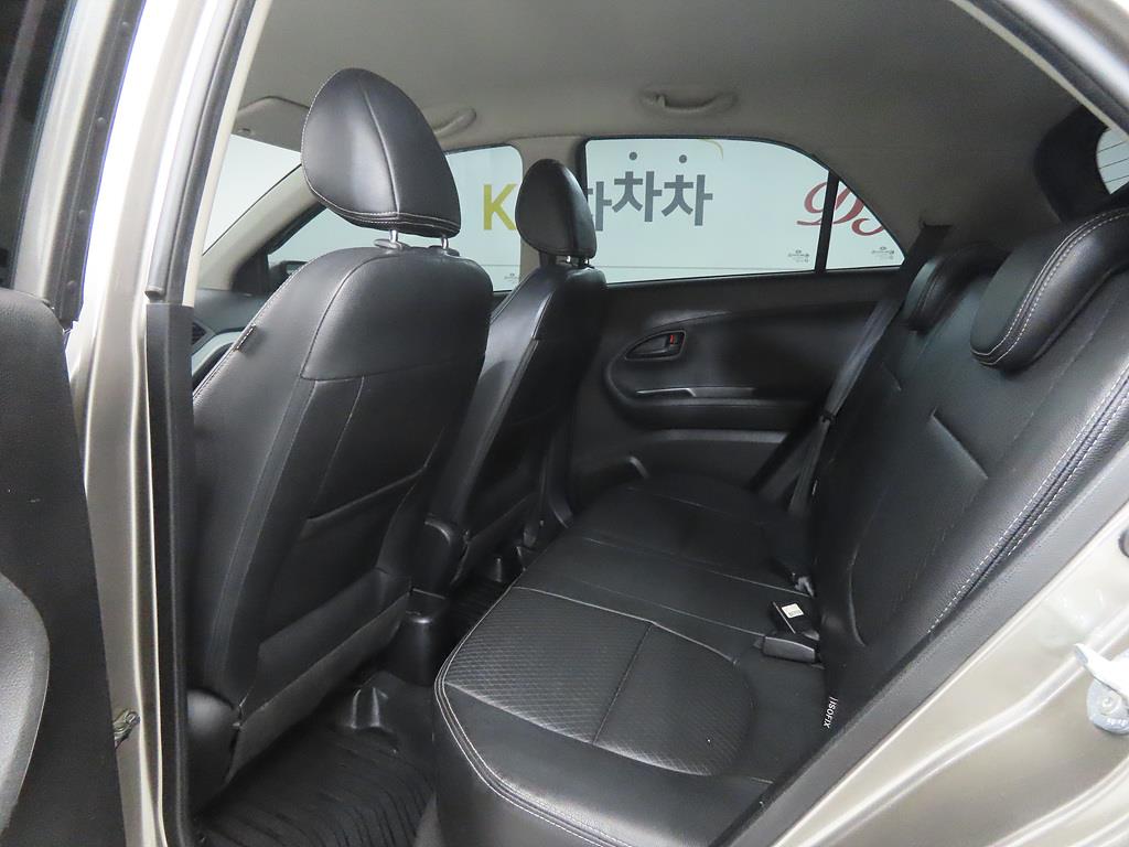 KIA Morning - Vista 6