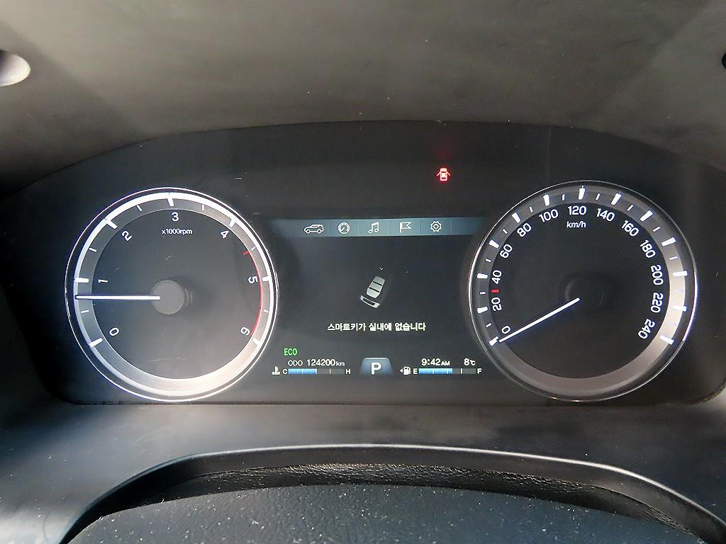 Ssangyong Rexton - Vista 9