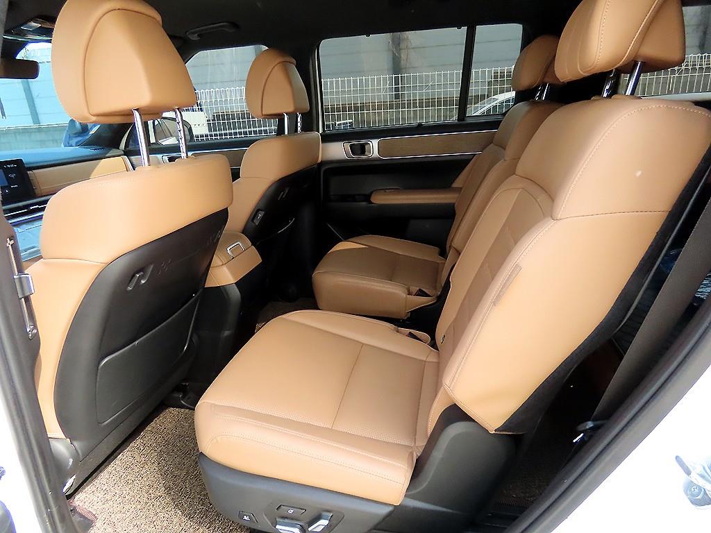 HYUNDAI Santa Fe - Vista 6