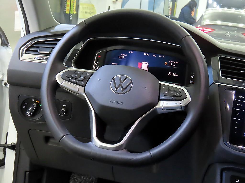 Volkswagen Tiguan - Vista 8