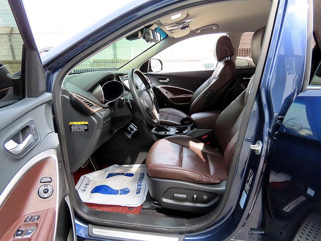 HYUNDAI Maxcruz - Vista 5