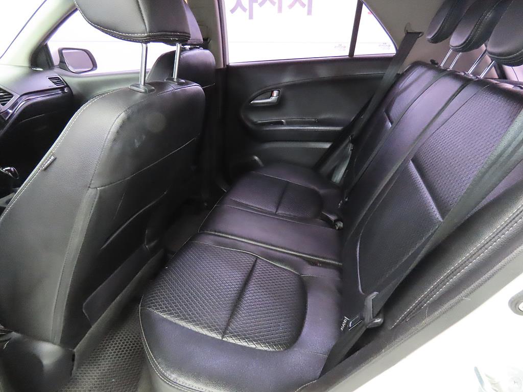 KIA Morning - Vista 6