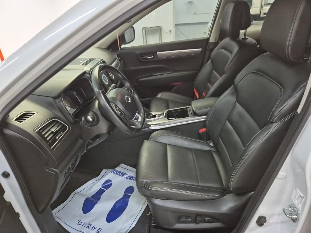 SAMSUNG QM6 - Vista 11