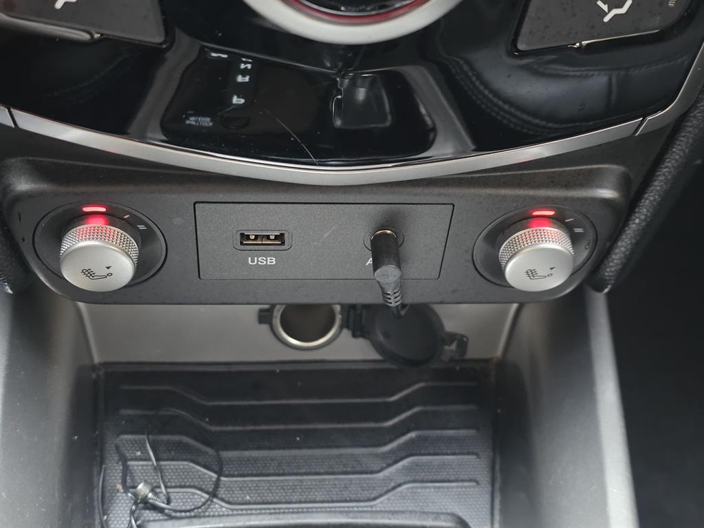 Ssangyong Tivoli 2018 Blanco - Importación desde Corea - HF Imports Iquique - Foto 13