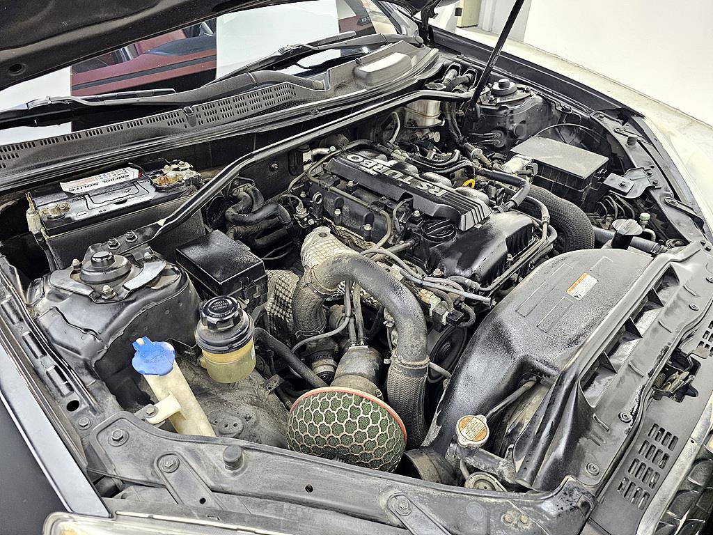 HYUNDAI Genesis - Vista 6